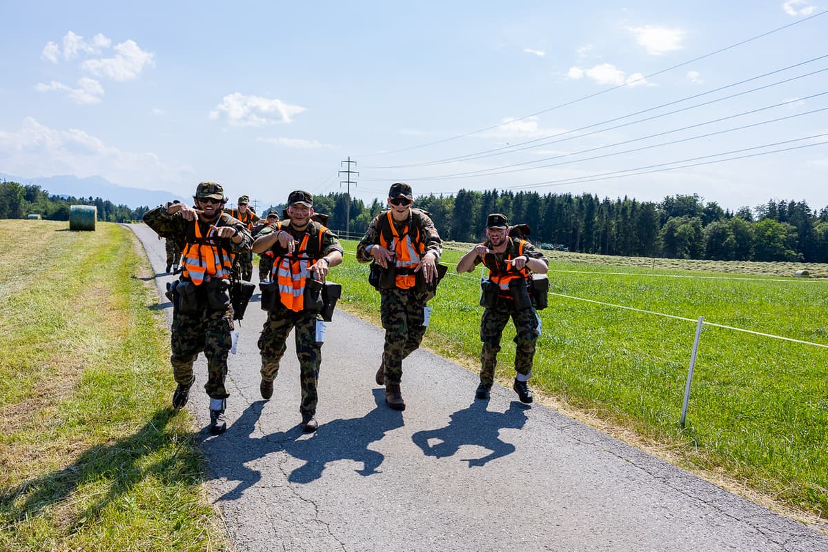 100 km Marsch — unvergessliche Erinnerung