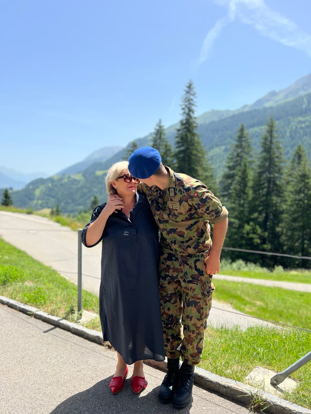 Familie an der Wachtmeister-Feier